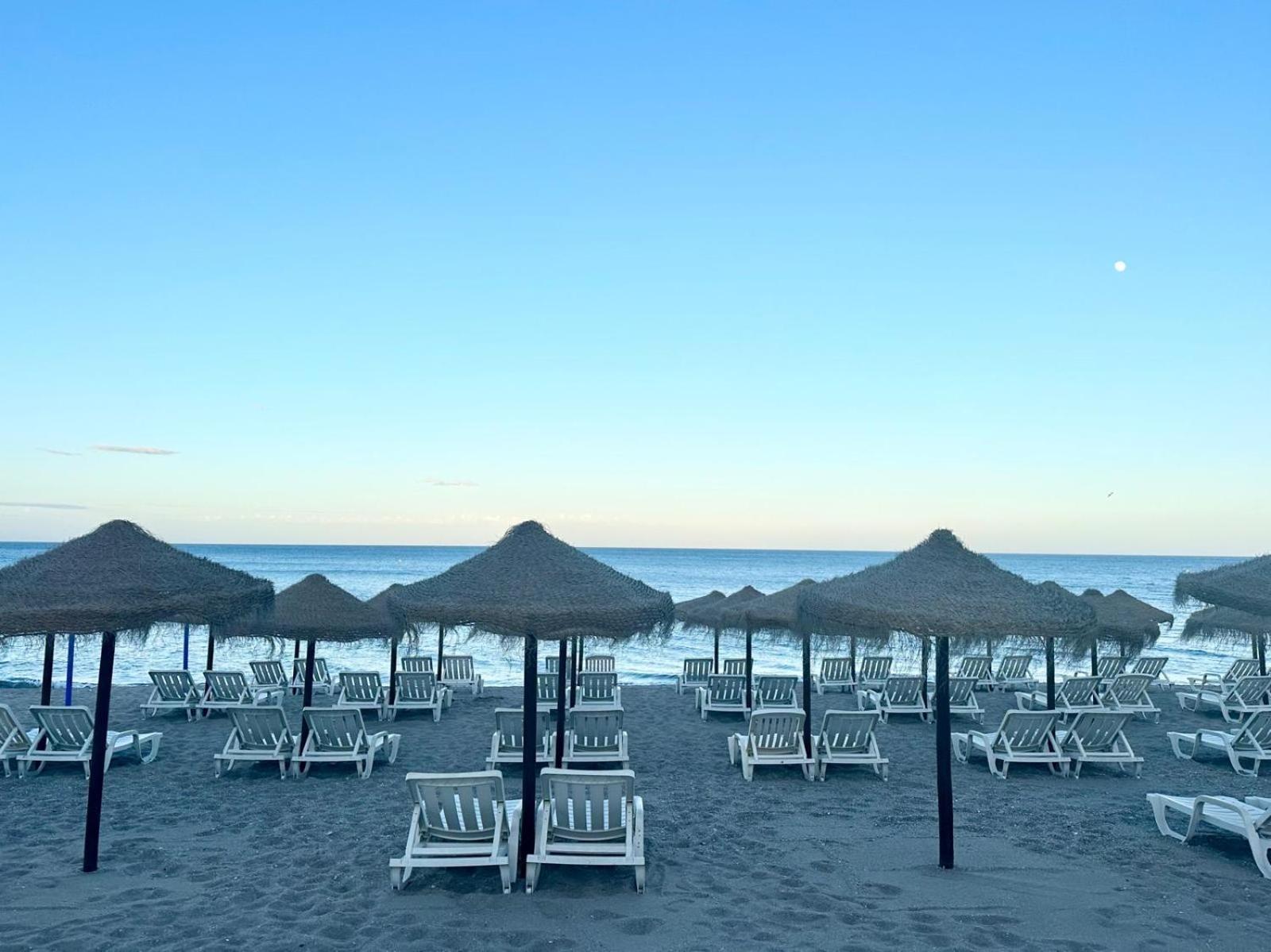 Costa Del Sol Seaside Studio - 5 Mins From Beach Fuengirola Exterior photo