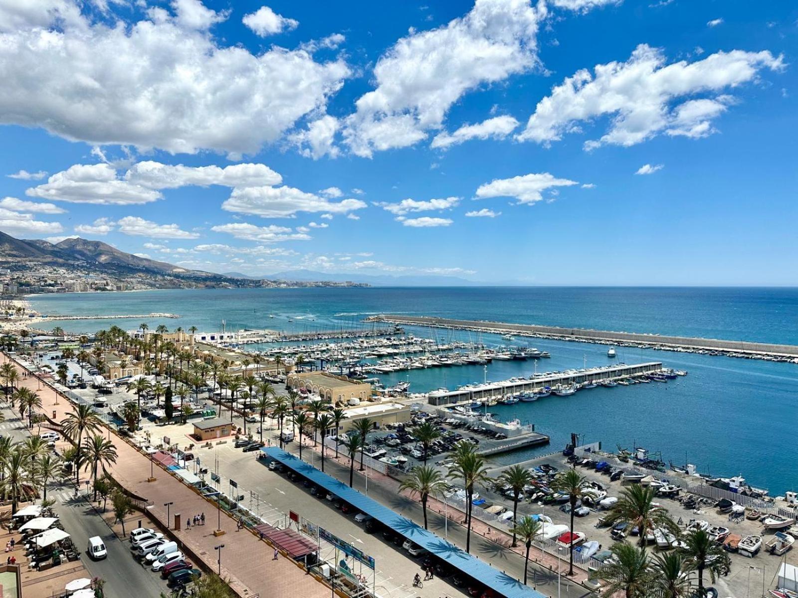 Costa Del Sol Seaside Studio - 5 Mins From Beach Fuengirola Exterior photo